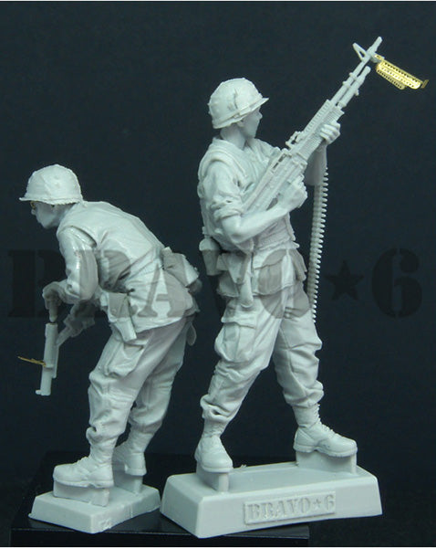 ブラボー6 35303 1/35 ベトナム アメリカ海兵隊「曲がり角の先に」(2)(2体セット)