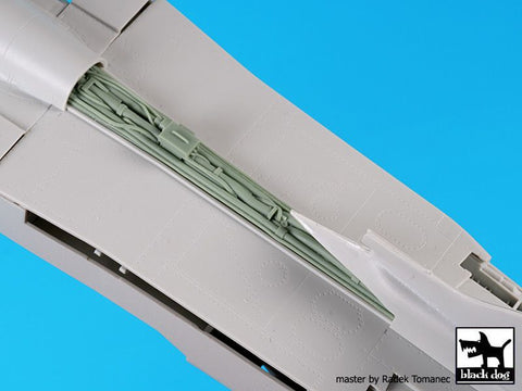 ブラックドッグ A48130 1/48 パナヴィア トーネード スパイン + レーダー (レベル用)
