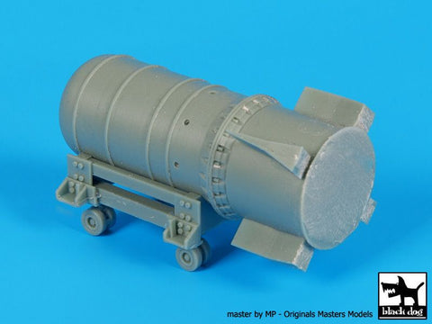 ブラックドッグ A72038 1/72 原子爆弾 マーク36