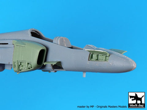 ブラックドッグ A72104 1/72 T-4 (練習機) エンジン+電子機器 (ホビーボス用)