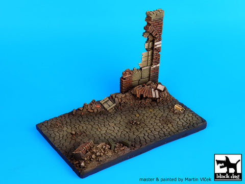 ブラックドッグ D35019 1/35 破壊された壁の一部と街路 ベース