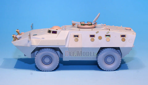 DEFモデル DM35010 1/35 CM6614 LAV 'イタリア警察仕様' (フルレジンキット)