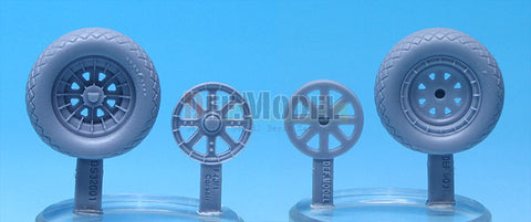 DEFモデル DS32001 1/32 F4U コルセア 自重変形メインタイヤ 1(タミヤ用)