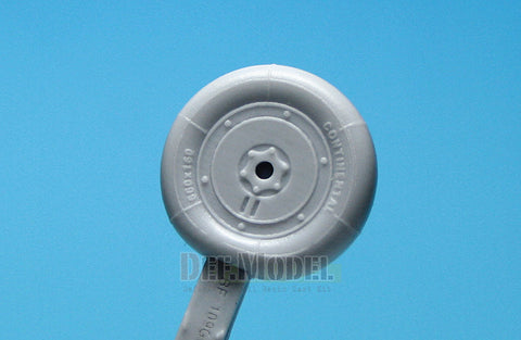 DEFモデル DS32004 1/32 メッサーシュミット Bf109G-6 自重変形タイヤ 2(レベル/他キット用)