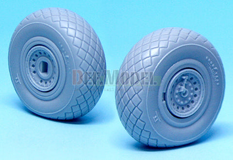 DEFモデル DS48003 1/48 B-17F/G フライングフォートレス 自重変形タイヤ 1 (レベル用)