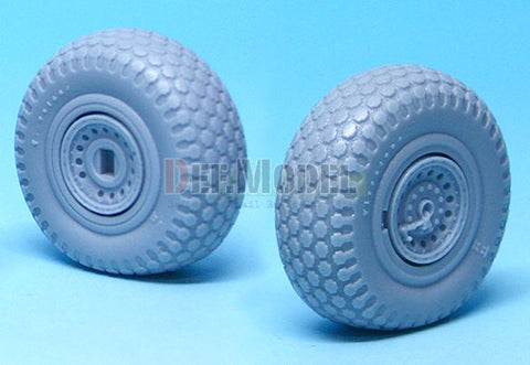 DEFモデル DS48005 1/48 B-17F/G フライングフォートレス 自重変形タイヤ 3 (レベル用)