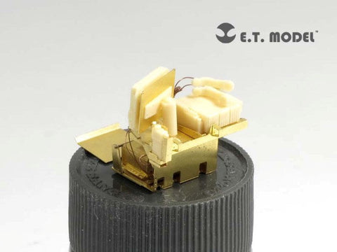 E.T.モデル E35-078 1/35 アメリカ陸軍 ハンヴィー GPS&無線機ユニット(ブロンコ用)