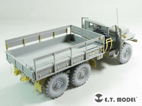 E.T.モデル E35-194 1/35 ロシア URAL-4320 トラック(トランぺッター 01012用)
