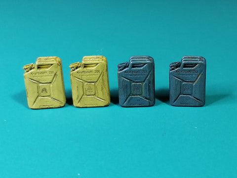 エウレカXXL E-047 1/35 WWII ドイツ 燃料用ジェリ缶