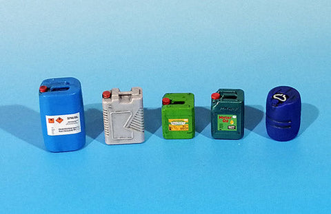 エウレカXXL E-066 1/35 化学薬品用のプラスチック容器 #1