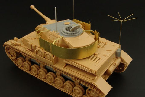 ハウラー HLX48228 1/48 IV号戦車J型 `Pz.Beob.wg.砲兵観測車 改造パーツ(タミヤ IV号戦車J型用)