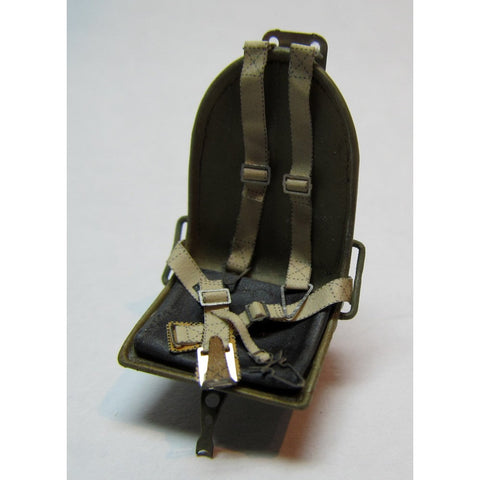 HGW 132064 1/32 フィスラー Fi 156 シュトルヒ シートベルト ハセガワ用