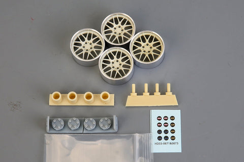 ホビーデザイン HD03-0671 1/24 18インチ BBS RG-R ホイールセット(レジン+メタル+デカール)