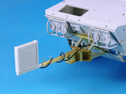 レジェンド LF12A8 1/35 ライノ アンチ IED デバイス M1117