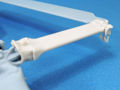 レジェンド LF1367 1/35 AH-1Z ブレード 折り畳み セット (アカデミー用)