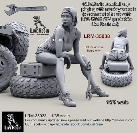 ライブレジン LRM-35038 1/35 女性ライダー モンキーレンチで遊び中 野球帽バージョン