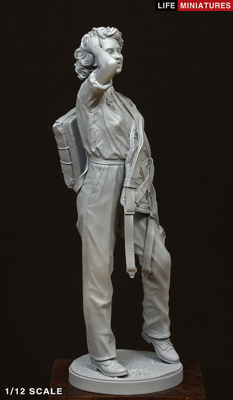 ライフミニチュア LM-12002 1/12 アッタガールズ WWII イギリス空軍ATA パイロット 限定モデル