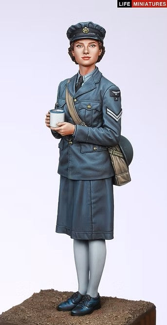 ライフミニチュア LM-16007 1/16 WAAF(イギリス婦人補助空軍)アシスタントセクションリーダー 1940-1941年