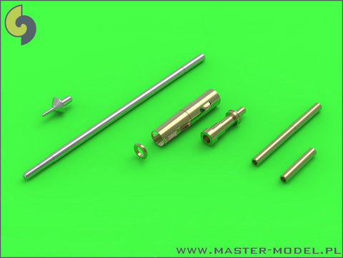 マスター AM-32-068 1/32 ミグ 15 および ミグ 15bis 装備セット(37mmキャノン および 23mmキャノン 砲身,アンテナ基部,ピトー管)