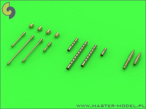 マスター AM-32-086 1/32 P-38 ライトニングの初期武装(ブローニング .50 キャリバーの有孔放熱バレルジャケット付銃身と初期・後期型の20mmキャノン砲銃身)