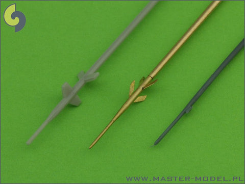 マスター AM-48-061 1/48 ミグ 21 SM/M/MF (フィッシュベッド J) のピトー管
