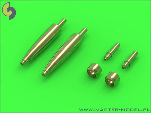 マスター AM-48-103 1/48 スピットファイア Mk.IXe/XVIe の後期型武装(円筒形) フェアリング付 イスパノ20mmキャノン砲の砲身とブローニング .50キャリバー銃身(エデュアルド用)