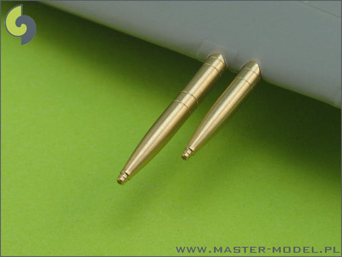 マスター AM-72-006 1/72 スーパーマリンスピットファイア Eウィング後期型 フェアリング付イスパノ20mmと.50キャリバー機関砲 (2種類)