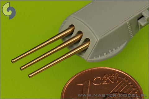 マスター SM-700-038 1/700 アメリカ海軍 14インチ(35.6cm)/45口径砲の砲身(12本入り) ニューヨーク(B-34), ネバダ(B-36) および ペンシルバニア(B-38)級用 USS アリゾナモデルに適合