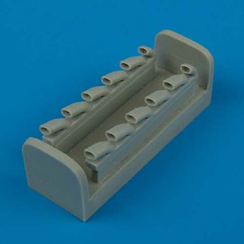 クイックブースト 48283 1/48 空技廠 D4Y 彗星 一一/一二型 排気管