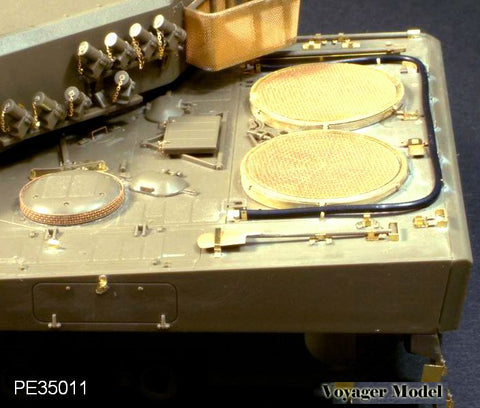 ボイジャーモデル PE35011 1/35 現用ドイツ レオパルト2A5 エッチングセット(タミヤ35242用)
