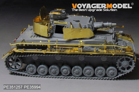 VoyagerModel 1/35 PE351257 WWII German Pz.Kpfw.IV Ausf.F1(LateProduction)Basic(DRAGON 6975)