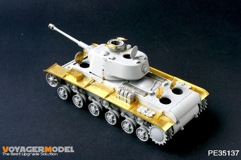 ボイジャーモデル PE35137 1/35 pzkpfw KV-1 756 R ドイツ鹵獲車両(トランぺッター00366)