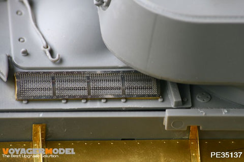 ボイジャーモデル PE35137 1/35 pzkpfw KV-1 756 R ドイツ鹵獲車両(トランぺッター00366)