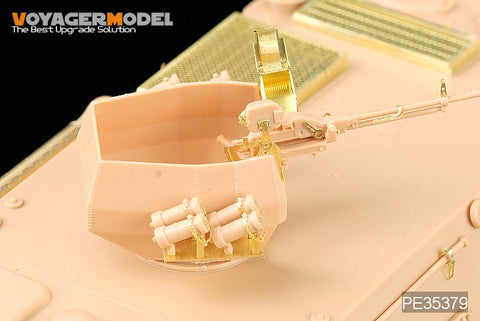 ボイジャーモデル PE35379 1/35 中国 PLA ZSL-92A装甲兵員輸送車 (ホビーボス82455)