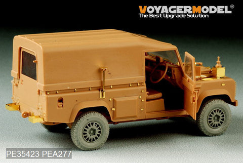 ボイジャーモデル PE35423 1/35 現用イギリス ディフェンダー 110 ハードトップ(ホビーボス82448)