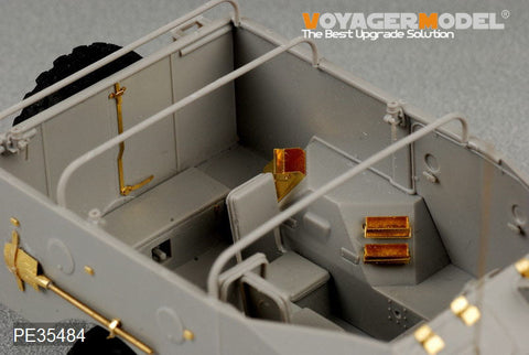 ボイジャーモデル pe35484 1/35 現用ロシア BTR-40装甲兵員輸送車(トランぺッター05517)