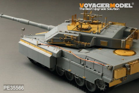 ボイジャーモデル PE35566 1/35 現用イタリア C1アリエテ主力戦車 増加装甲型(トランぺッター00394)