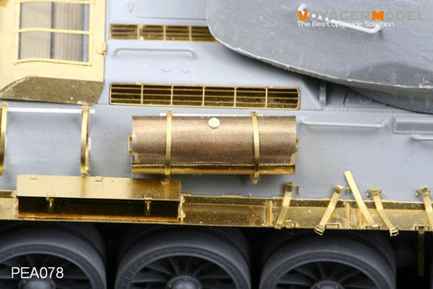 ボイジャーモデル PEA078 1/35 WWII ソビエト 戦車用予備タンク・スモークジェネレーター (汎用)