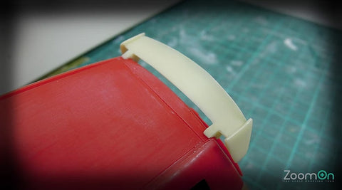 ZoomOn Z008 1/24 ホンダ Jazz(フィット)用無限 スポイラー