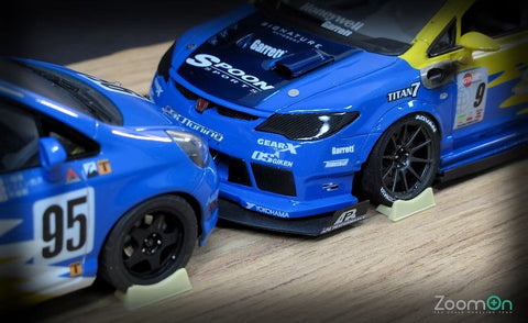 ZoomOn Z044 1/24 ヨコハマタイヤ スタンド