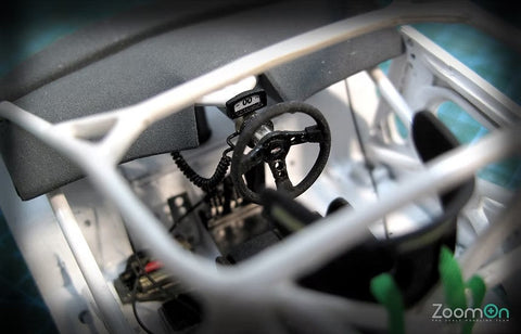 ZoomOn Z046 1/24 MOMO ステアリングホイール