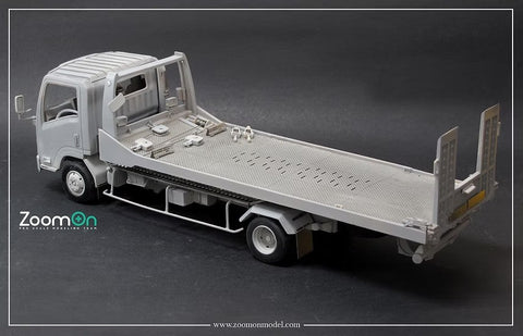 ZoomOn Z060 1/24 いすゞ エルフ フラットベッド 車載専用車