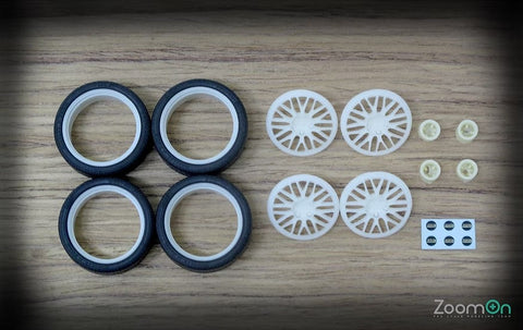 ZoomOn ZR017 1/24 19インチ BBS LM ホイールセット