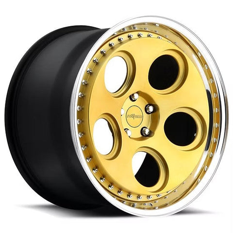 ZoomOn ZR030 1/24 18インチ Rotiform DIA ホイールセット