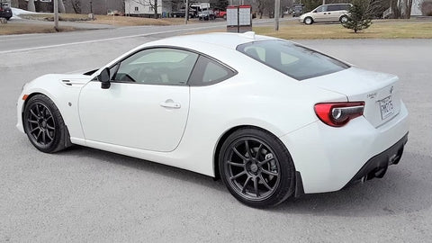 ZoomOn ZR047 1/24 18インチ Titan7 T-R10 ホイールセット