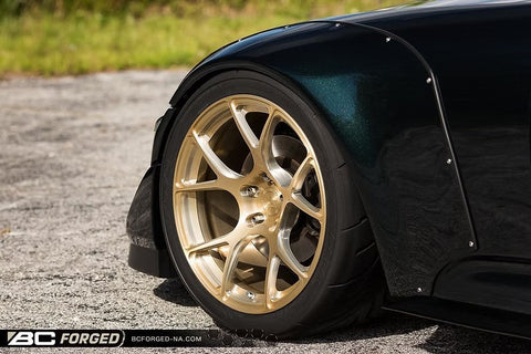 ZoomOn ZR053 1/24 18インチ BC Forged RS41 ホイールセット