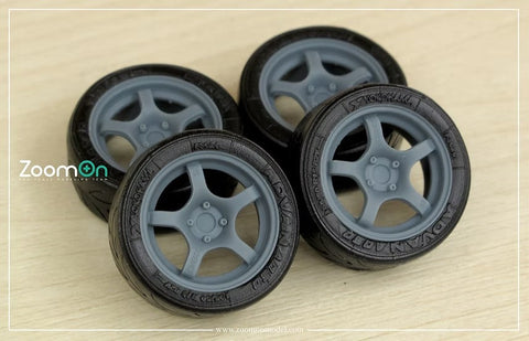 ZoomOn ZR101 1/24 18インチ レイズ 57CR ホイールセット