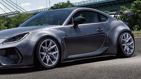 ZoomOn ZR117 1/24 16インチ レイズ VV21S ホイールセット (タイヤ無し)