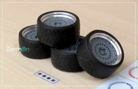 ZoomOn ZR131 1/24 18インチ SSR フォーミュラエアロメッシュ ホイールセット