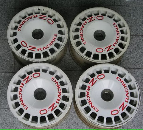 ZoomOn ZR138 1/24 18'' OZレーシング エクシブ JTCC センターロック リムセット